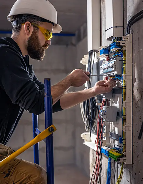 Electrician in Dubai